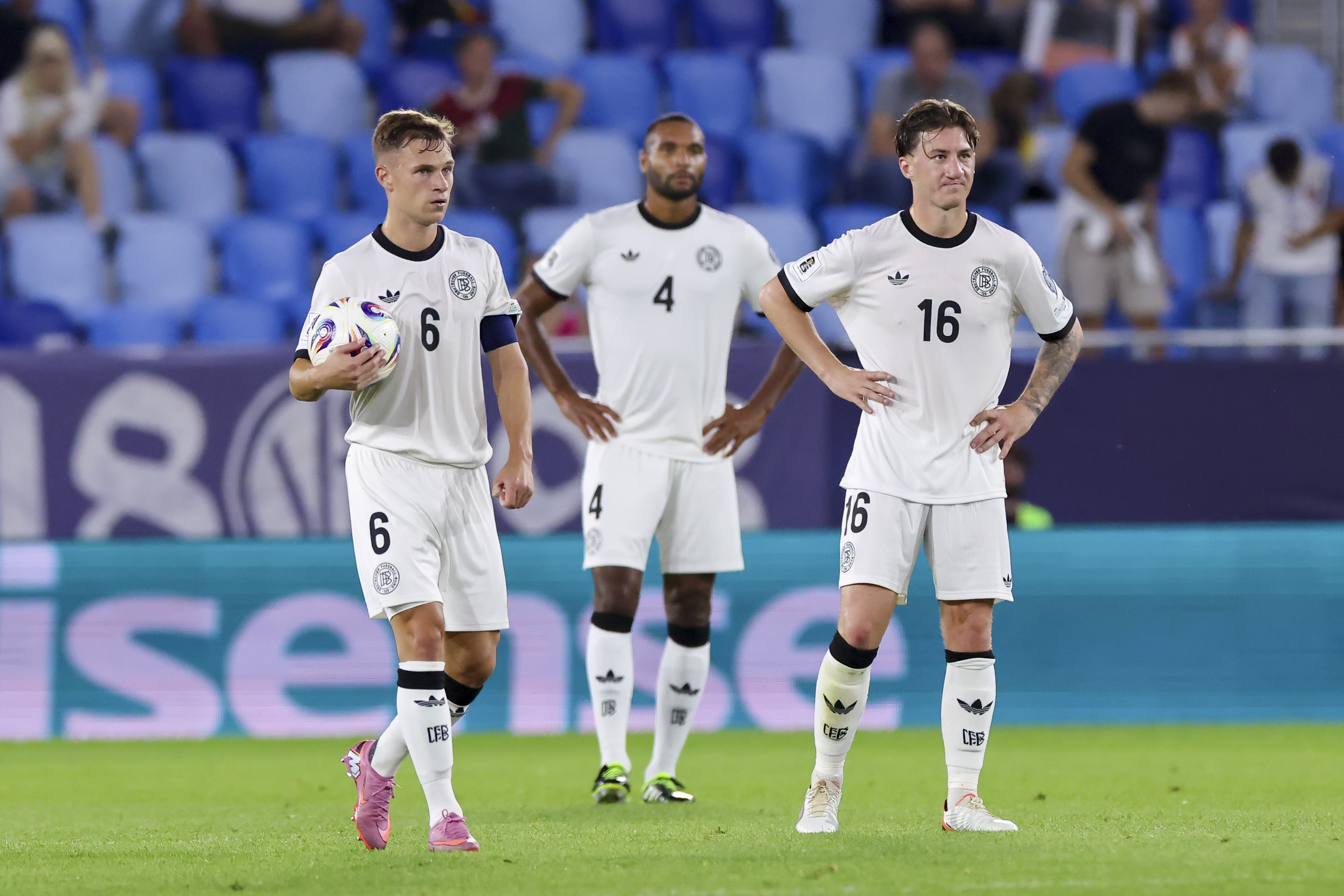 张琳艳荣获,中国女足金,球奖,雷速比分网,体育赛事比分,足球篮球赛事比分,赛事数据平台,体育赛事资讯